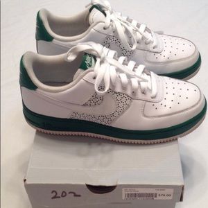 Nike Air Force 1’s size 8/8.5